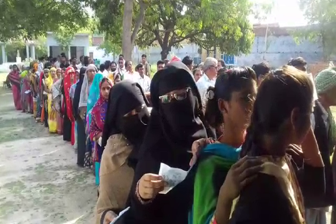 Voting Azamgarh