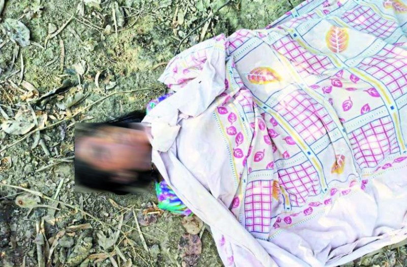 अर्धनग्न अवस्था