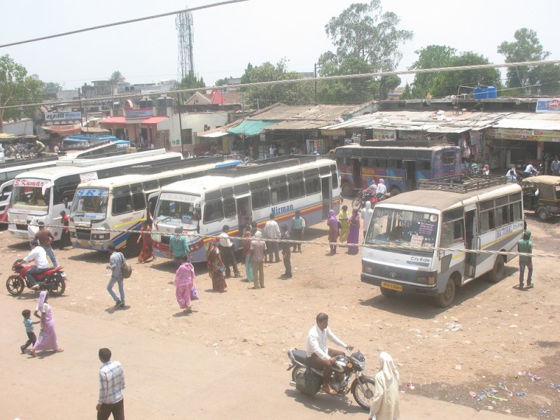 bus stand