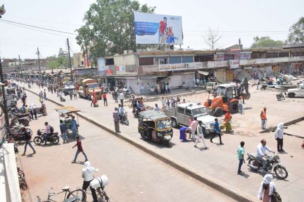 बस स्टैंड हुआ अतिक्रमण मुक्त, देखिए पहले और अब की तस्वीर