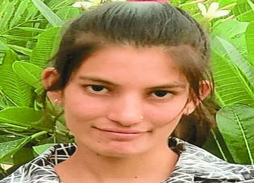 RBSE Result : Daughter Of Labour Got 98 Percentage In 12th Board