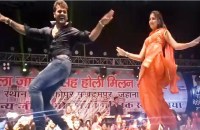 वीडियो: सापना चौधरी के लटको-झटकों ने 'भोजपुरी स्टार' खेसारी लाल को थिरकने पर किया मजहूर, स्टेज पर मचाया धमाल