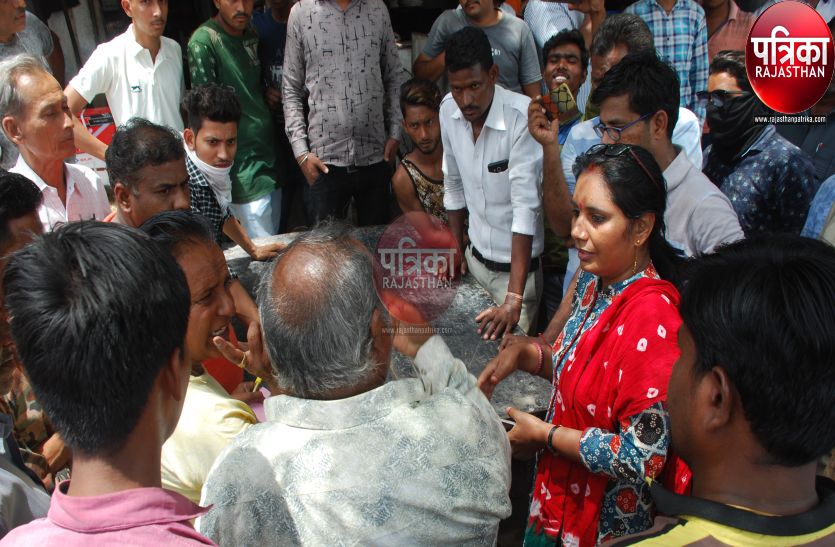 Municipal Council in Pali City seized Polythene Bags