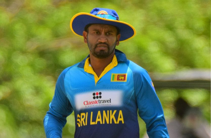 Dimukh karunaratne