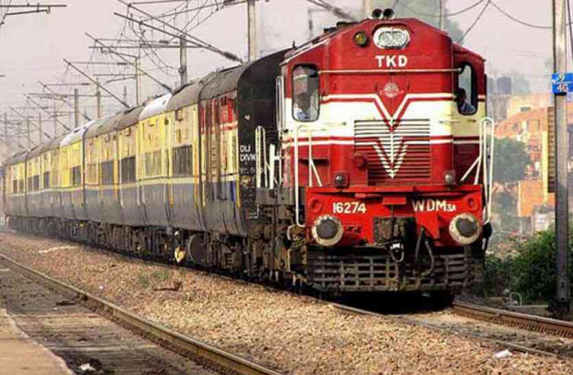 101 Trains cancelled in local route in chennai