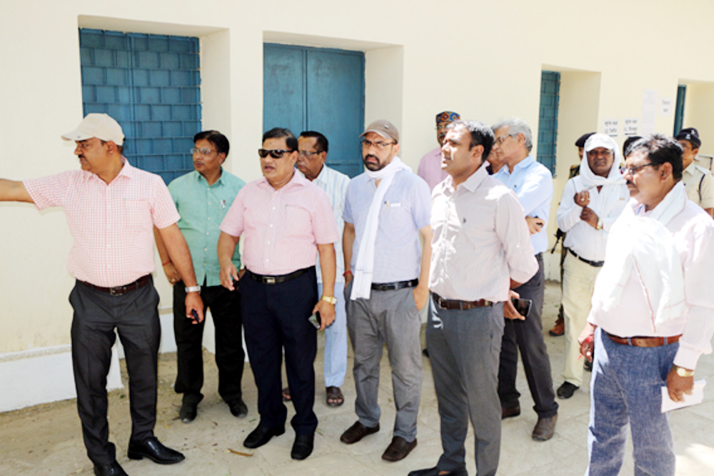 Divisional commissioner inspected the counting place