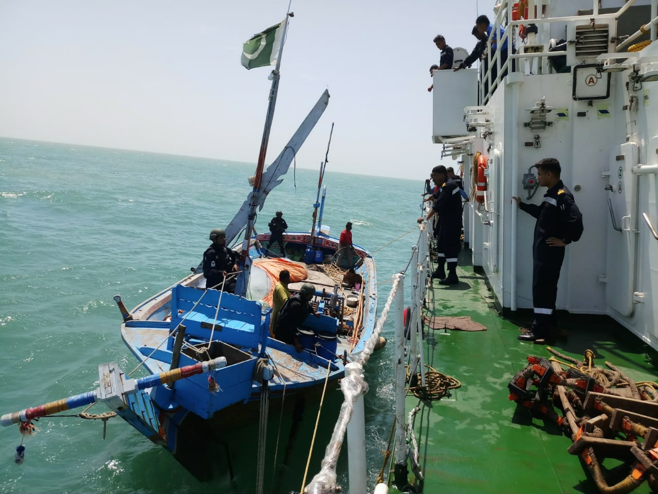 Pakistani boat, Narcotics, Coast guard