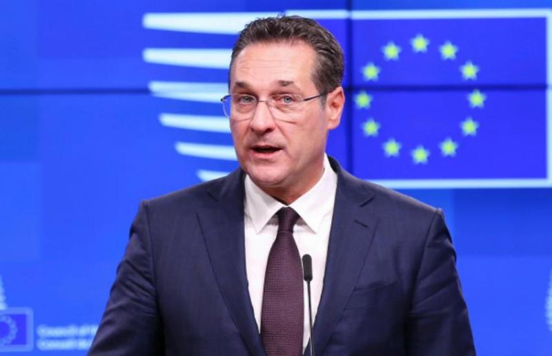 हेंज-क्रिश्चियन स्ट्रैच