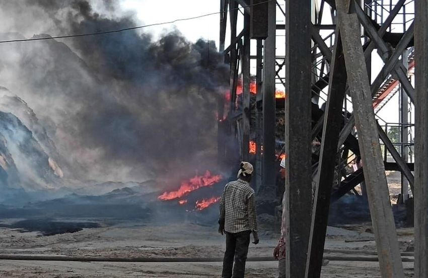 Fire in Narmada Sugar Mill