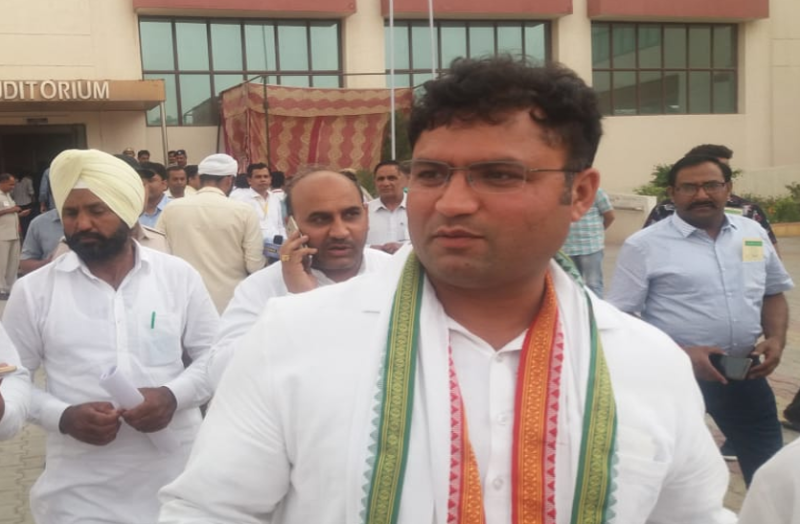 ashok tanwar