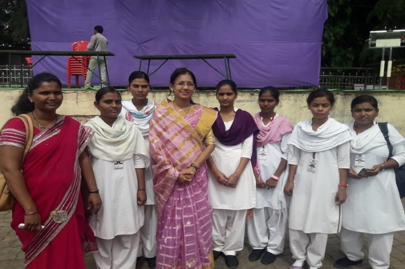 इंसान को इंसानियत से मिलाने की कोशिश में जुटीं डॉ. संगीता