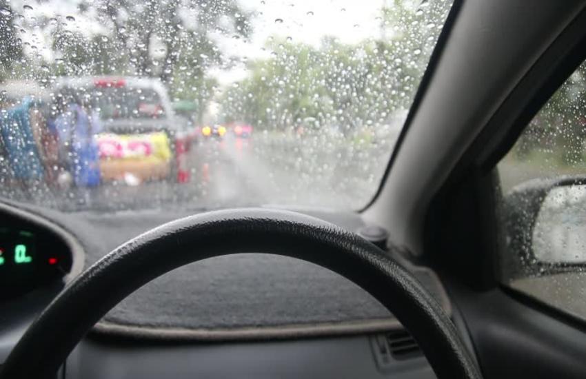 car in rainy season