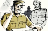 पिता की मौत के बाद अकेला वारिस बनकर जमीन करा लिया अपने नाम, एफआईआर दर्ज कराने भटक रहे दो भाई