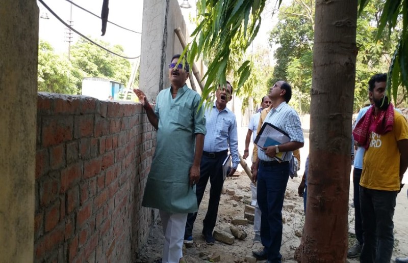 Minister Dr Nilikanth Tiwari