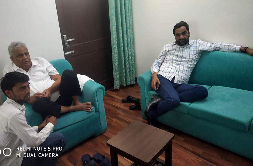 Hanuman beniwal and kirodilal meena