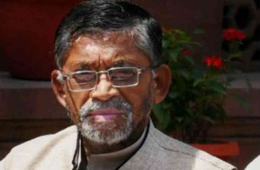Narendra Modi trusts Santosh Gangwar, again made minister