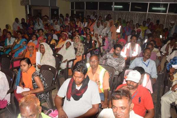 विश्व तम्बाकू निषेध दिवस: नुक्कड़ नाटक के माध्यम से दिया नशा मुक्ति का संदेश