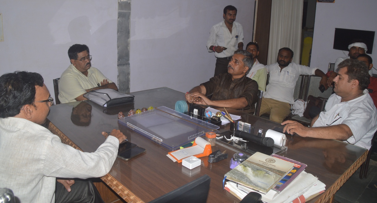 BJP MLA in the office to pay Rs 3 crore to farmers