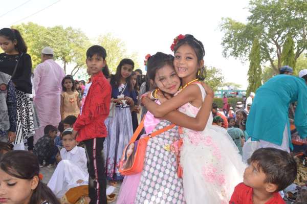 Graphical tableau of eid's happiness