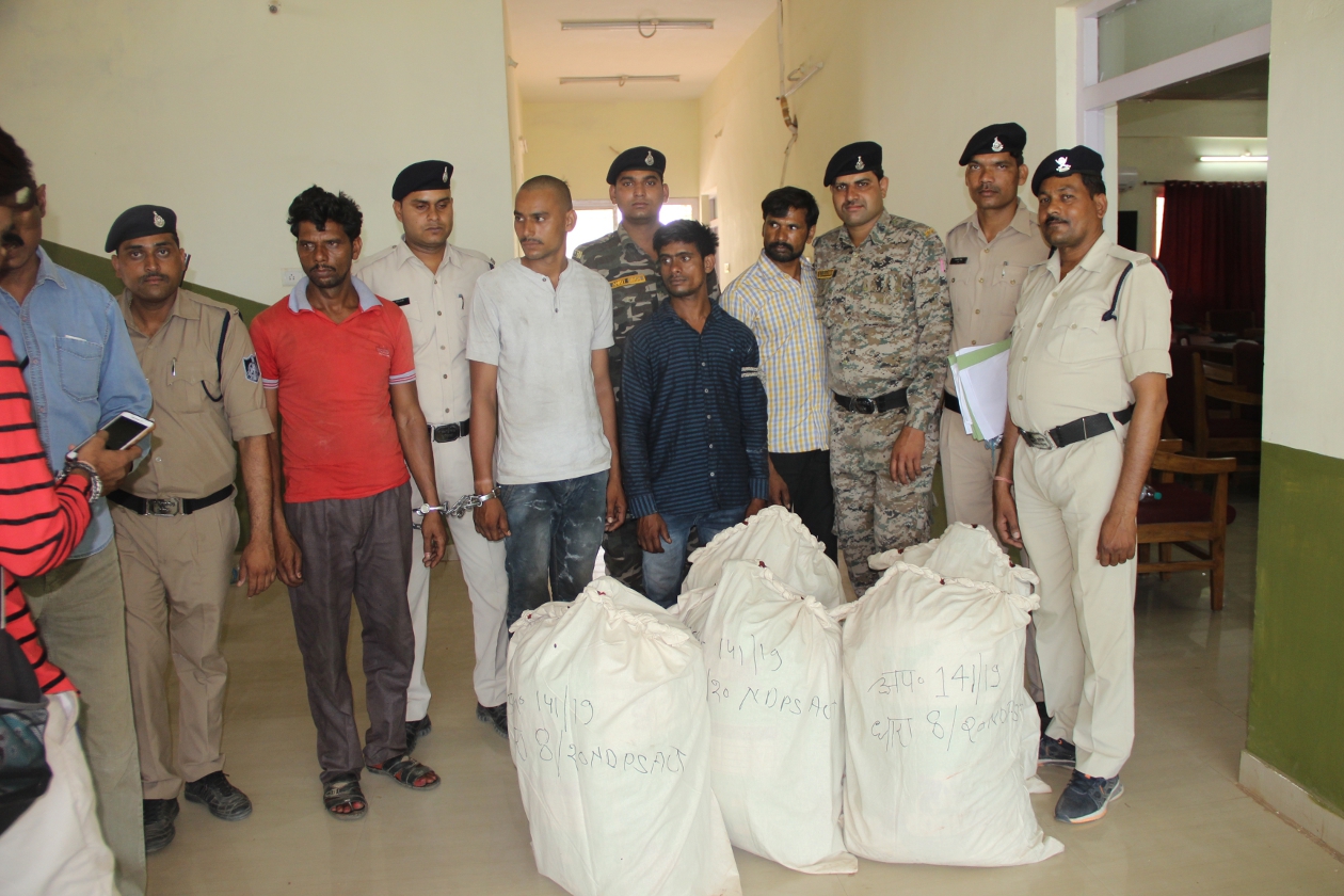 Crime, hemp, arrested, police action, seized truck, shivpuri, shivpuri news, , shivpuri news in mp