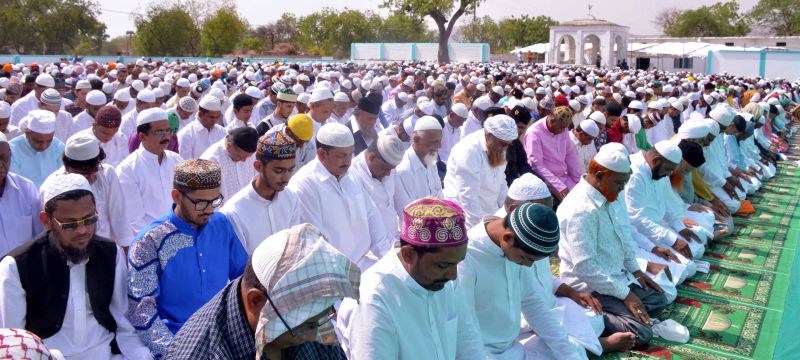 Muslims celebrate Eid festival