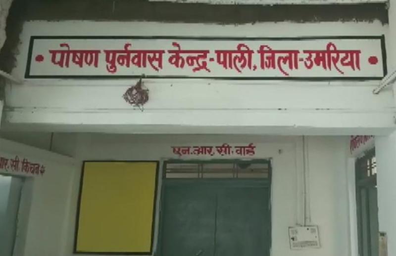 गर्मी से बेहाल थे कुपोषण से पीड़ित ये मासूम, जिले के कलेक्टर ने किया ऐसा काम हर कोई कर रहा है तारीफ