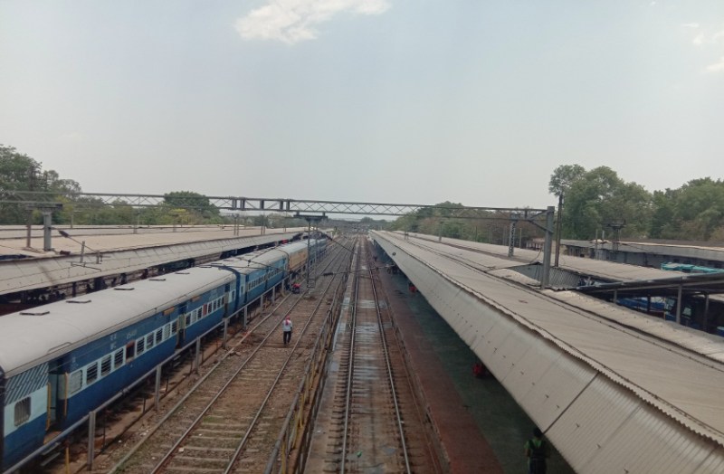 did not cross moment in Katni Junction