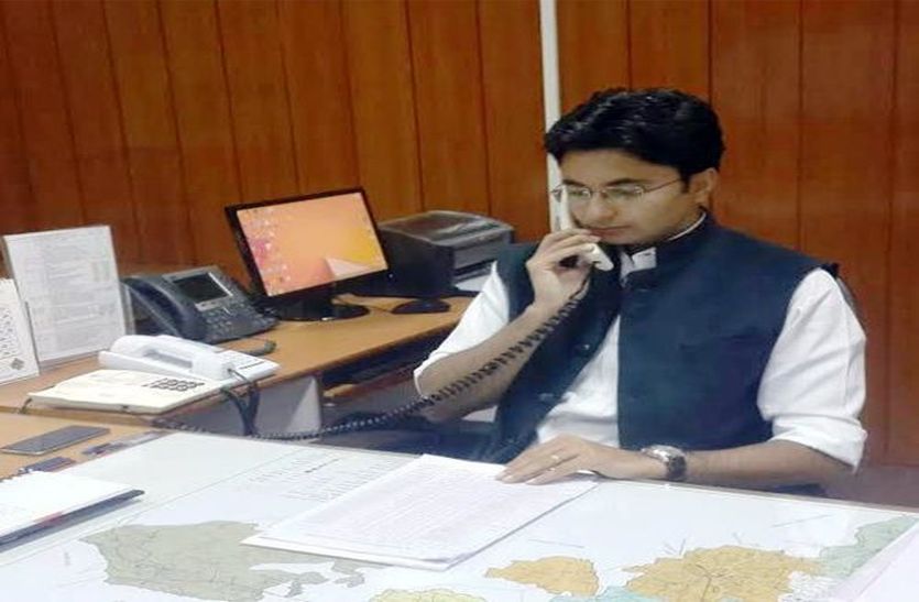 Alwar District Collector Indrajeet Singh On Encroachment Problem