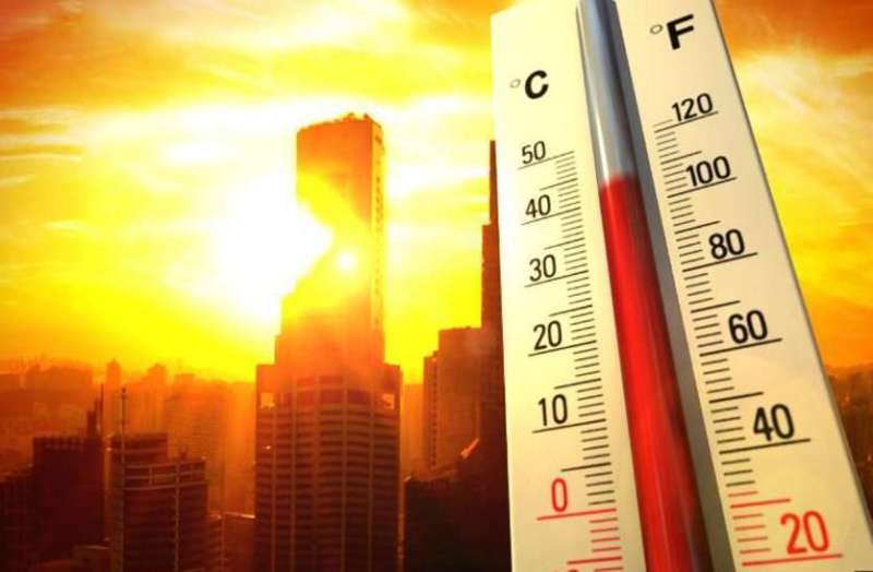 आसमान से बरस रहा आग, लू के थपेड़ों के डर से सड़कों पर पसरा रहा सन्नाटा