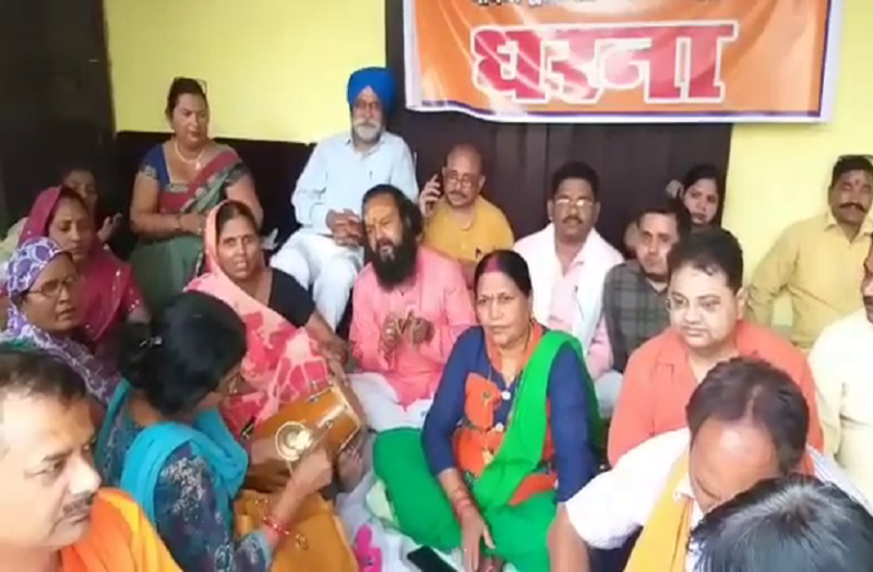 BJP councilor protest in his own government Section 144 applicable