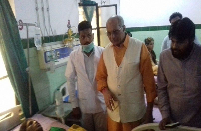 Five killed in road accident, irrigation Minister reached hospital