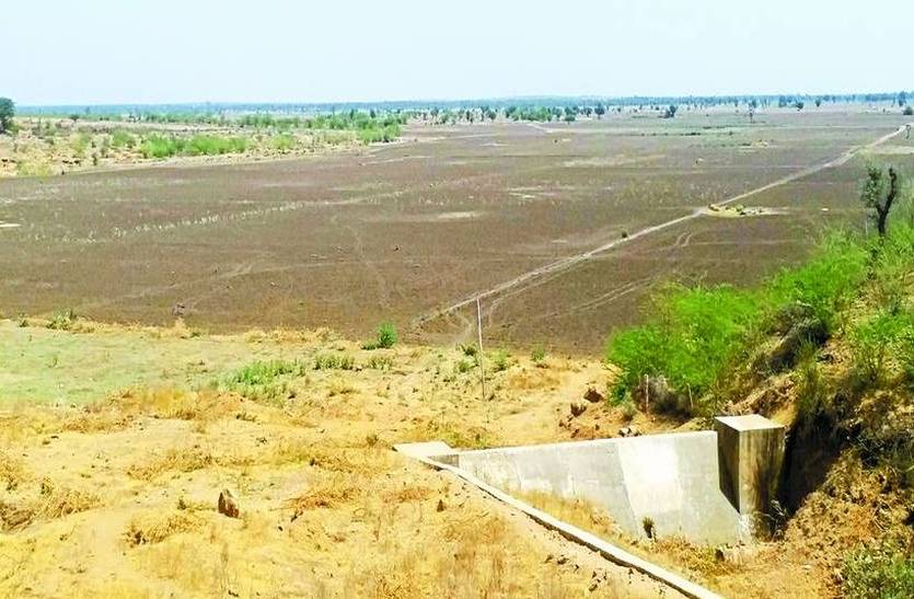 Jaswant Sagar dam is dry from eleven years