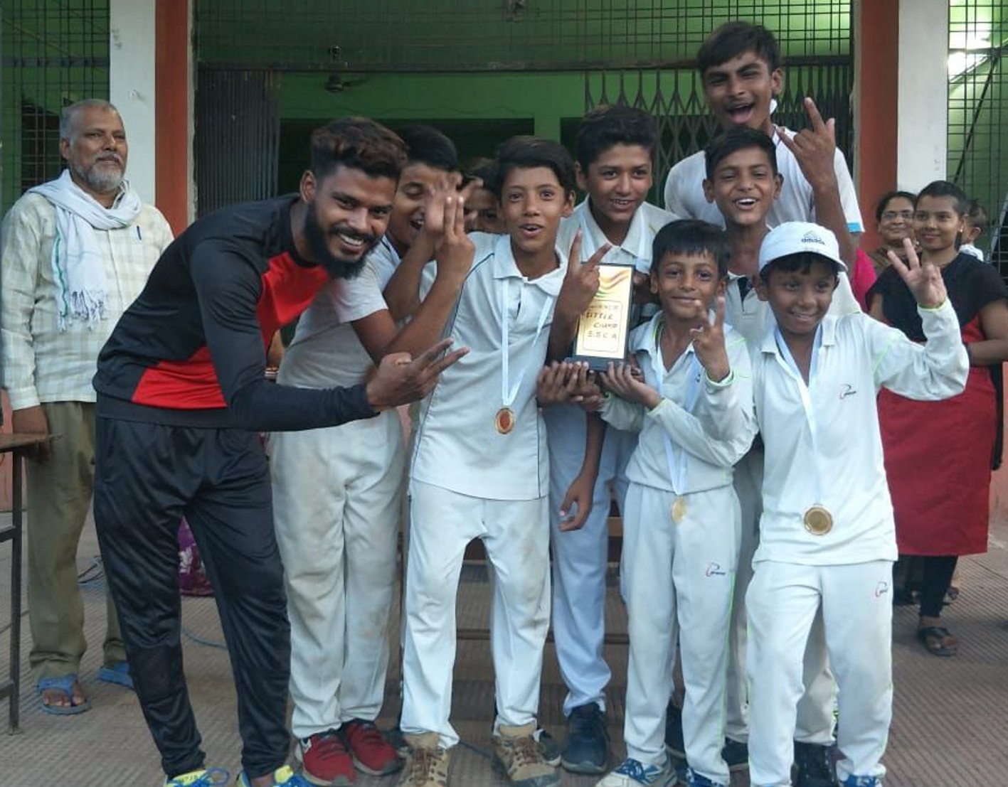 Lion team wins final of Cricket