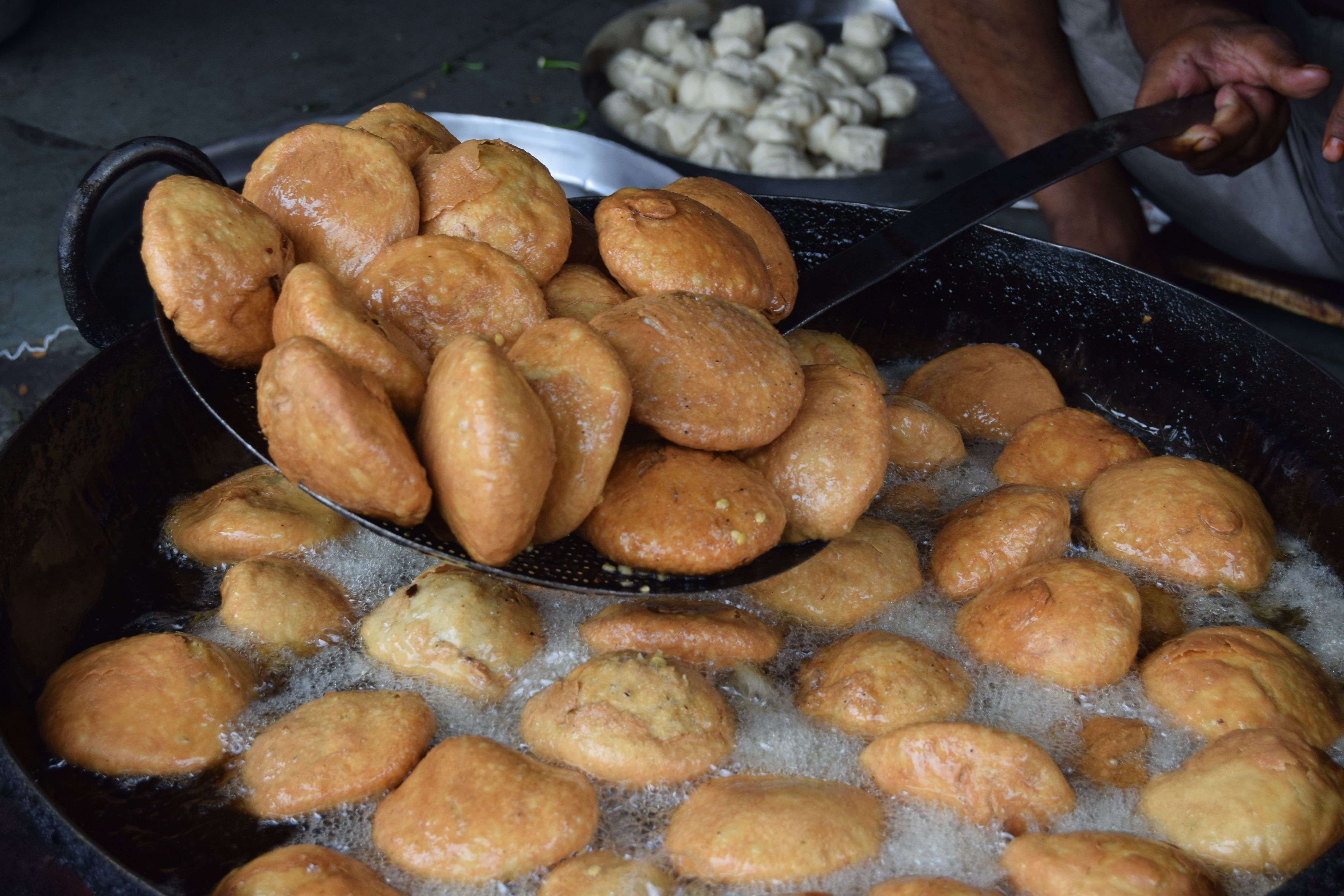 kadi kachori : People at Beawar eating 3.50 lakh each month