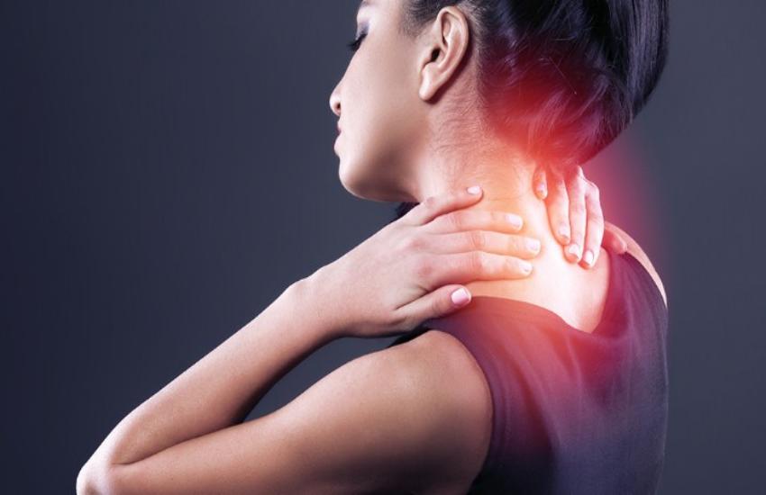 गर्दन का दर्द ना करें नज़रअंदाज़, हो सकते हैं सर्वाइकल स्पोंडिलोसिस के शिकार जाने इसकी 10 जरूरी बातें
