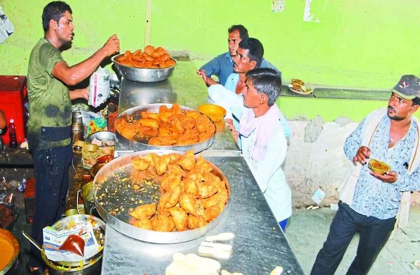 kadhi kachori : People of Kishangarh eat thirty thousand kachori