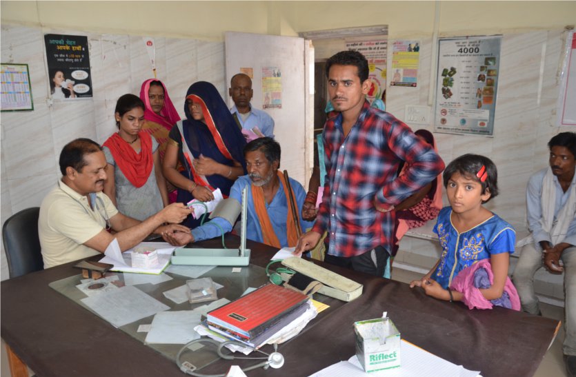 Patients rush from morning to civil hospital