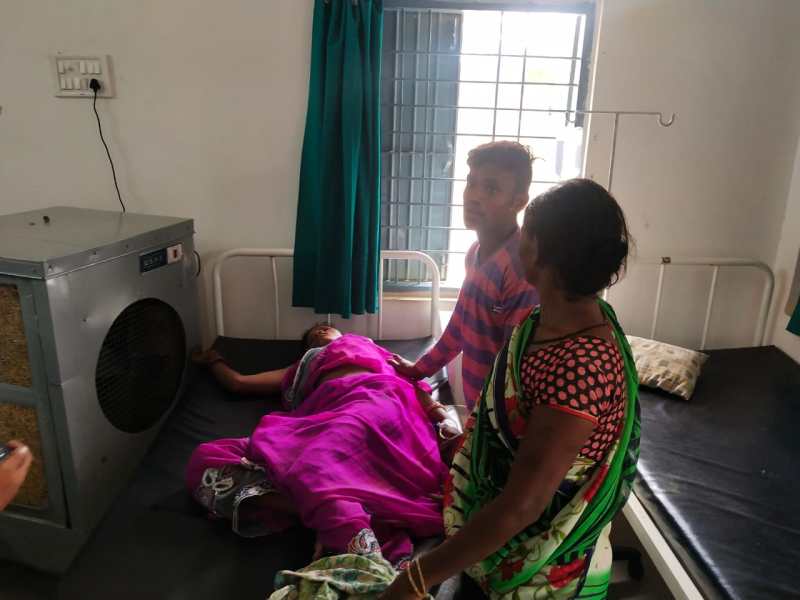 आखिर ऐसा क्या हुआ कि एक के बाद एक चलती बस से कूदने लगीं महिलाएं, यात्रियों के बीच मच गया हड़कंप, फिर जो हुआ, पढि़ए पूरी खबर...