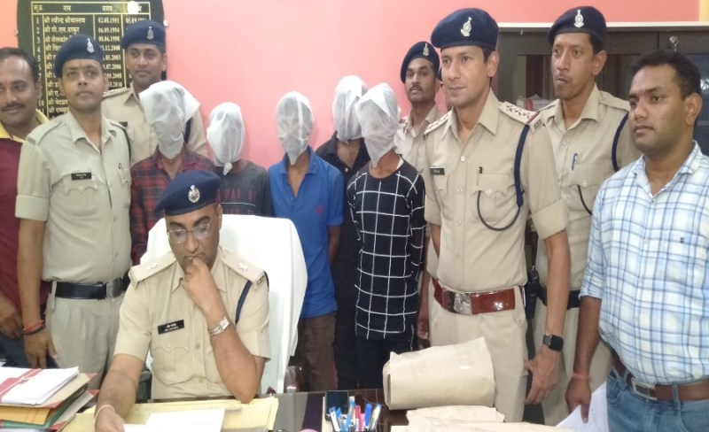 Robbery gang arrested