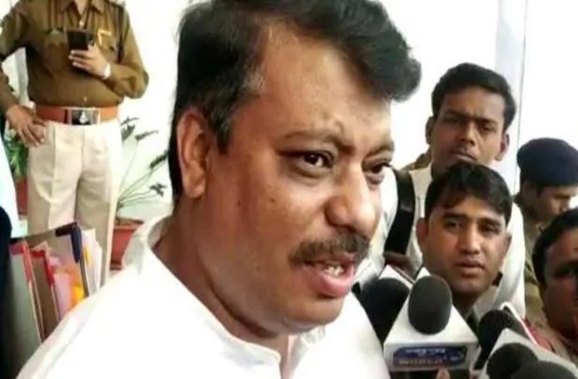 forest minister of mp