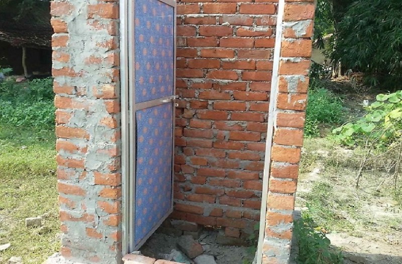 scam in toilet construction