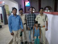 Nanny to meet dormitory Ran away innocent