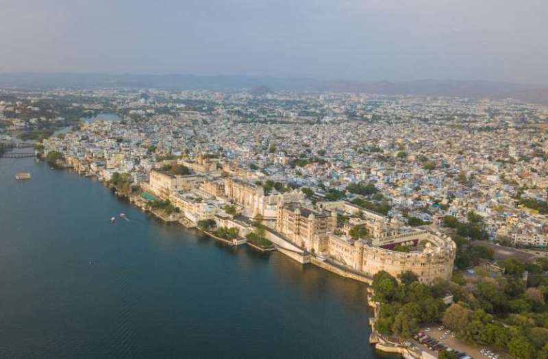 traffic jam-no vehicle zone-udaipur wall city-smart city udaipur