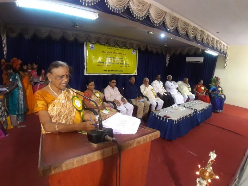 Binding works in a form of language