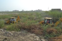 people of ajmer remove blockage from pond