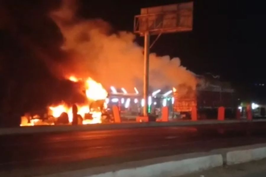 Fire in trucks, Driver burning alive