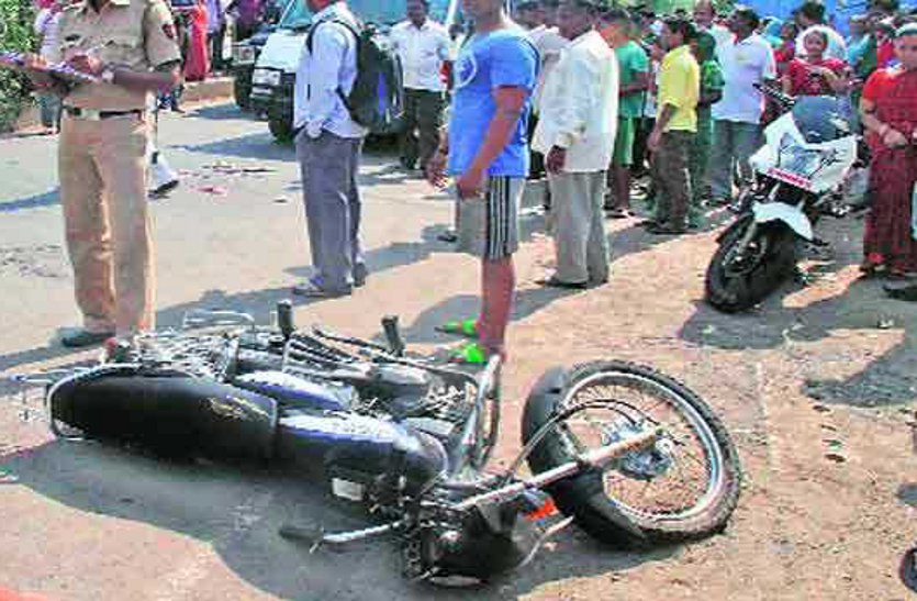 Road accident Bhilai 