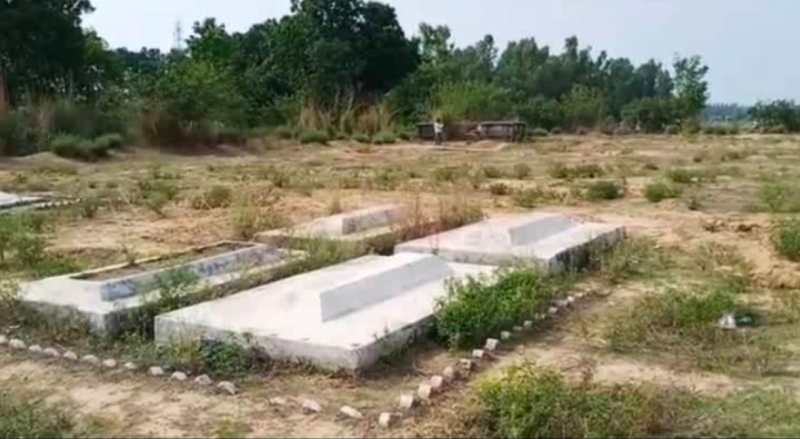 Hindus in Ayodhya donated land to Muslims for graveyard