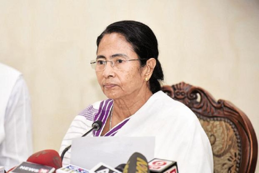 Mamata Banerjee TMC strict against rebels expelled 50 people