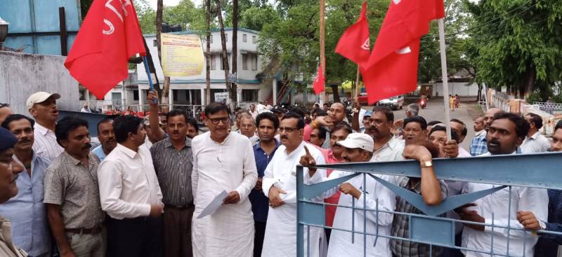 Organized meeting, 57 memorandums submitted